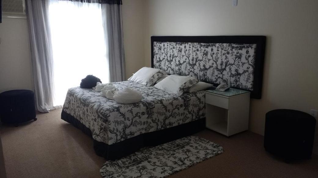 Hotel Di Fratelli 도이스 이르망스 외부 사진